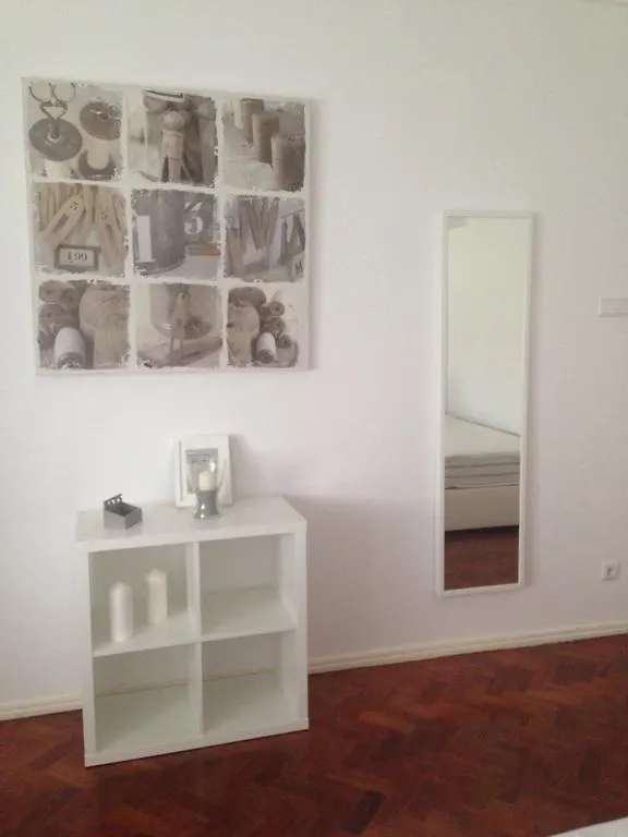 4U Lisbon II Guesthouse 0*,